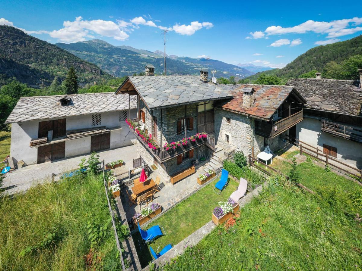 Casa Vacanze Grand-Haury Da Andrea Arvier Exterior foto